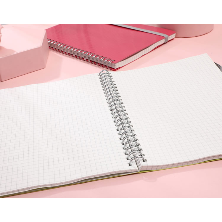 Diseño impreso en un cuaderno de cuero Pu